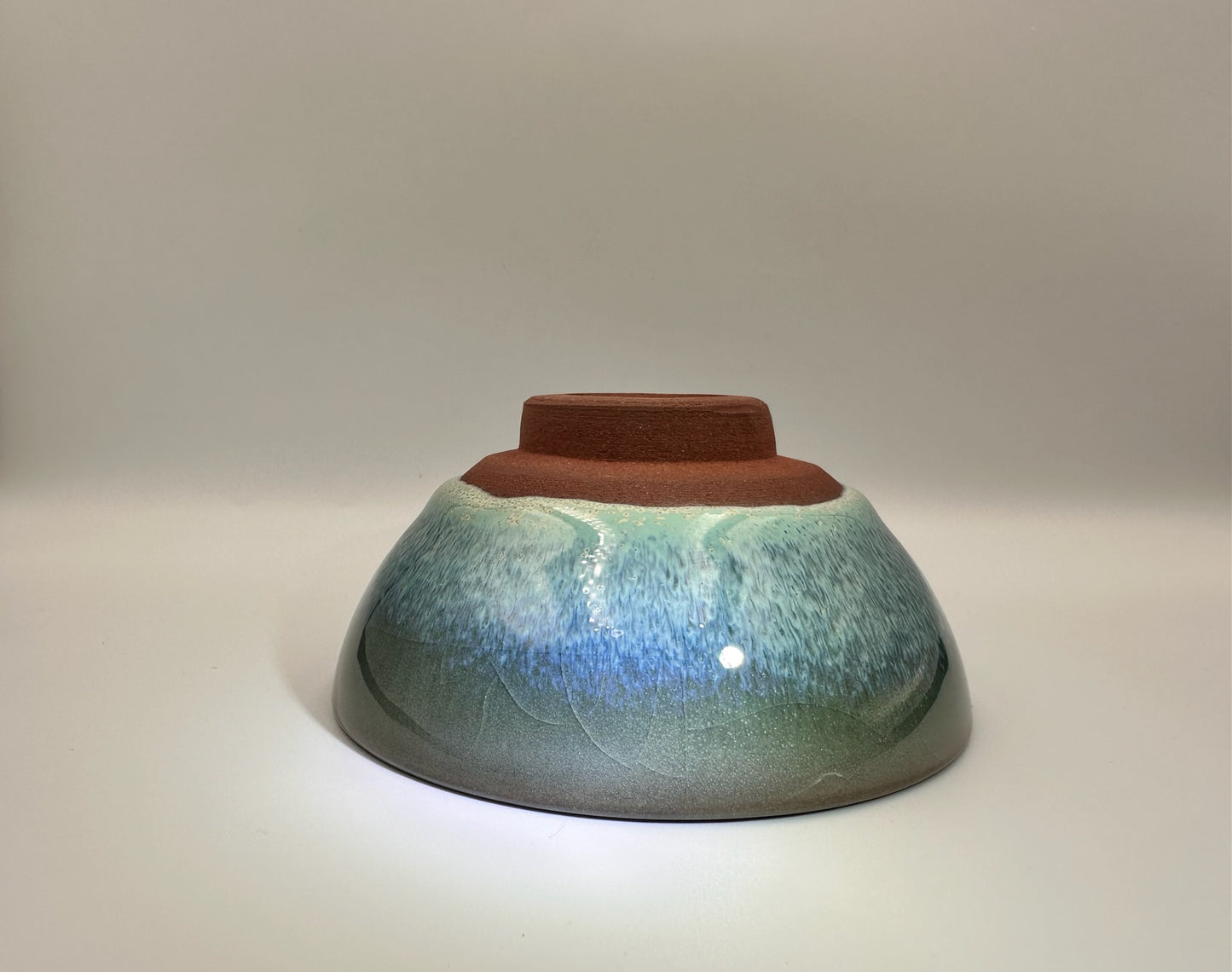 Sky blue ice crackled glaze kiln transformed light blue hare’s fur flat mouth shape cup