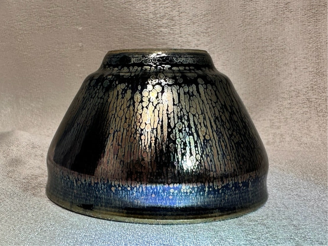 Black gold glaze rose gold multi colored oil droplet pattern tied mouth shape cup