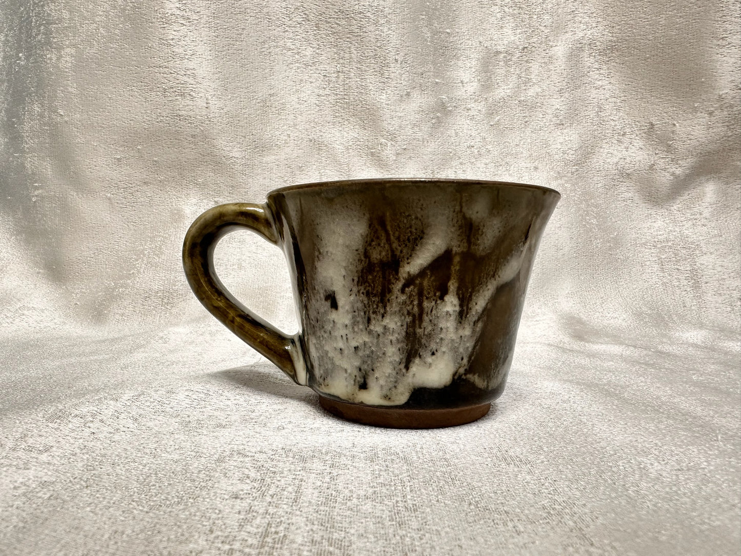Brown glazed kiln transformed jade-like mountain river scenery coffee mug, XieAiHua