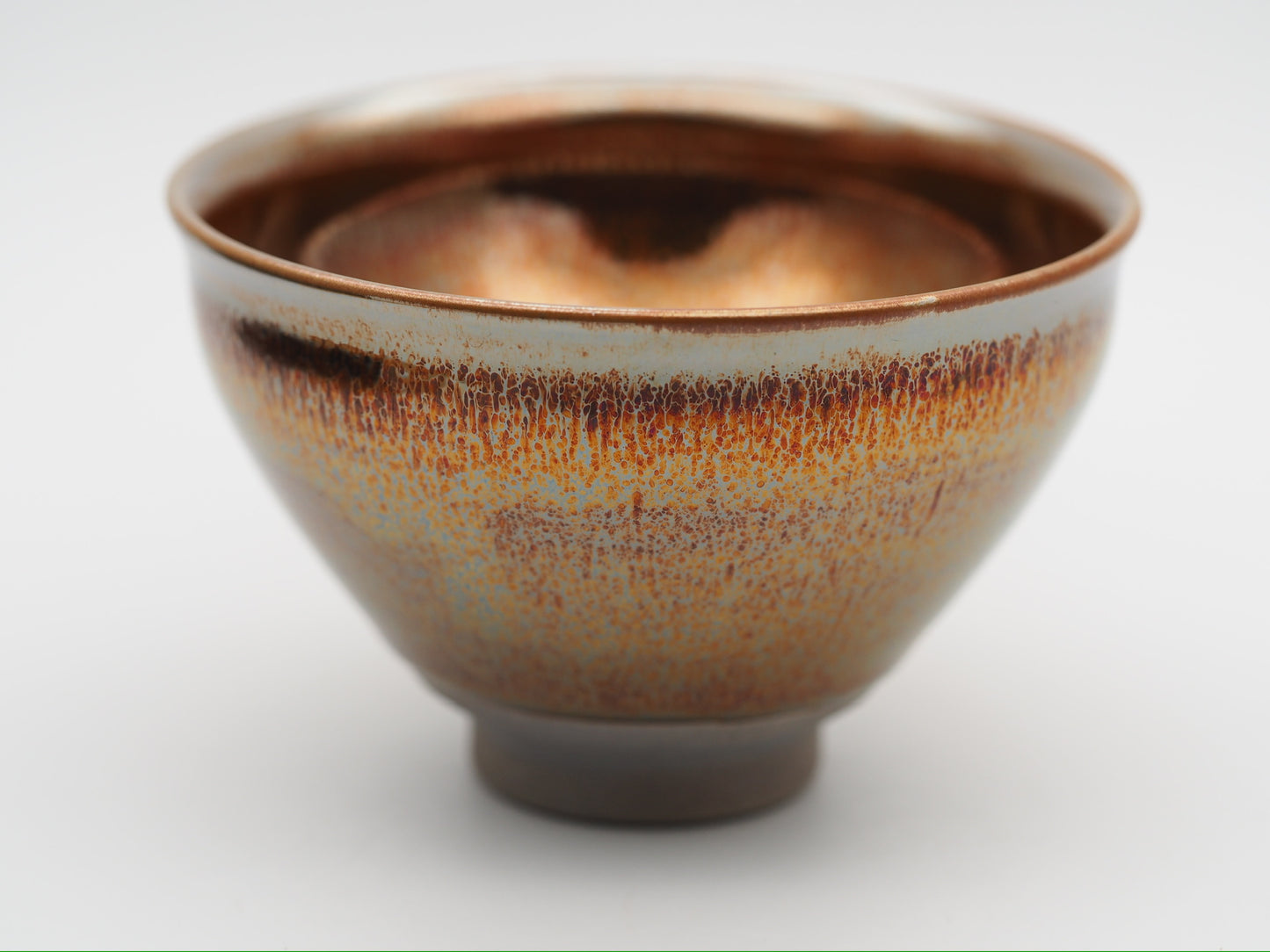 Gold oil droplet glaze tied mouth shape cup, flower symbolism