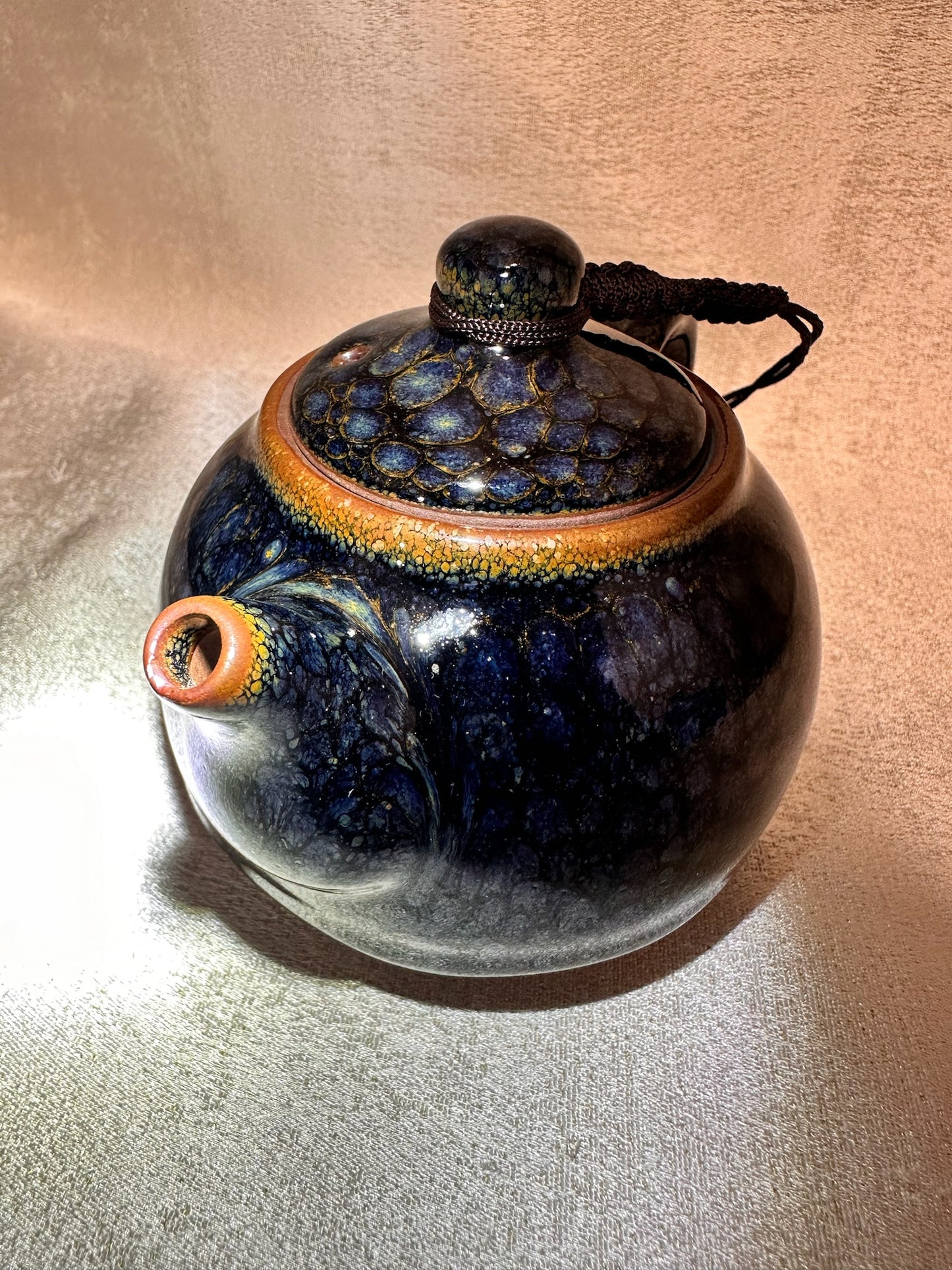 Black glaze mysterious blue partridge feather pattern tea pot, LianZhiHua