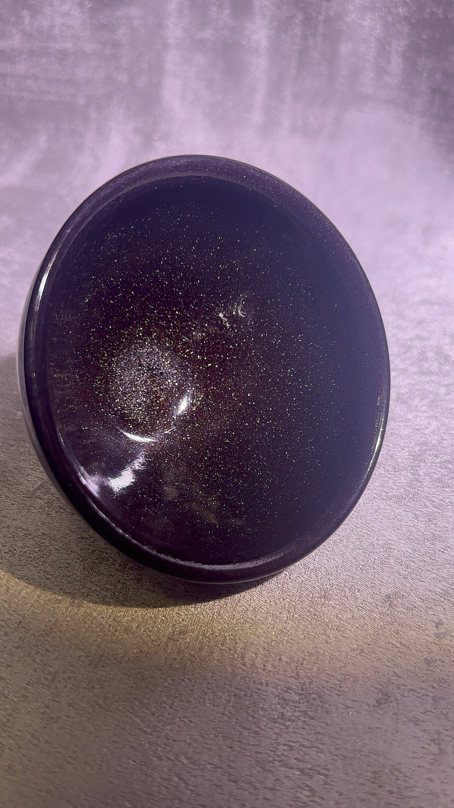 Brown glaze fully covered with beautiful golden sands tied mouth shape cup