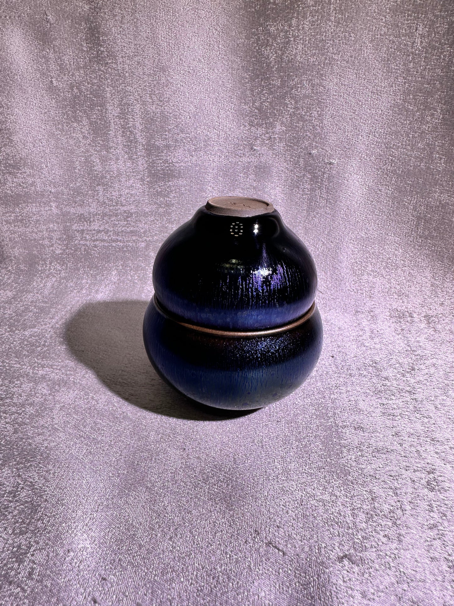 Gourd pair cups- metallic blue hare’s fur and oil droplets Yohen glaze 葫蘆對杯, XioGuangMing
