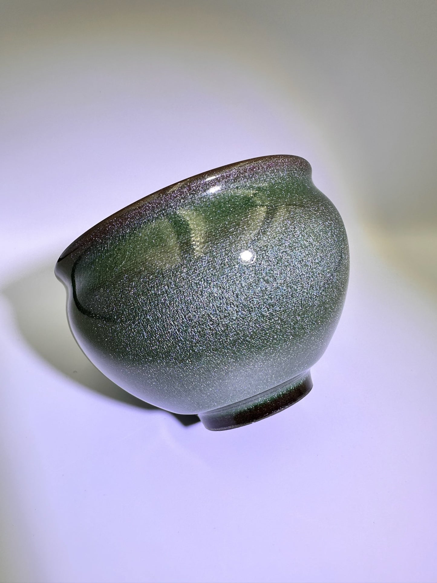 Green jade-like glaze metallic silver sands pattern general’s body shape tea cup
