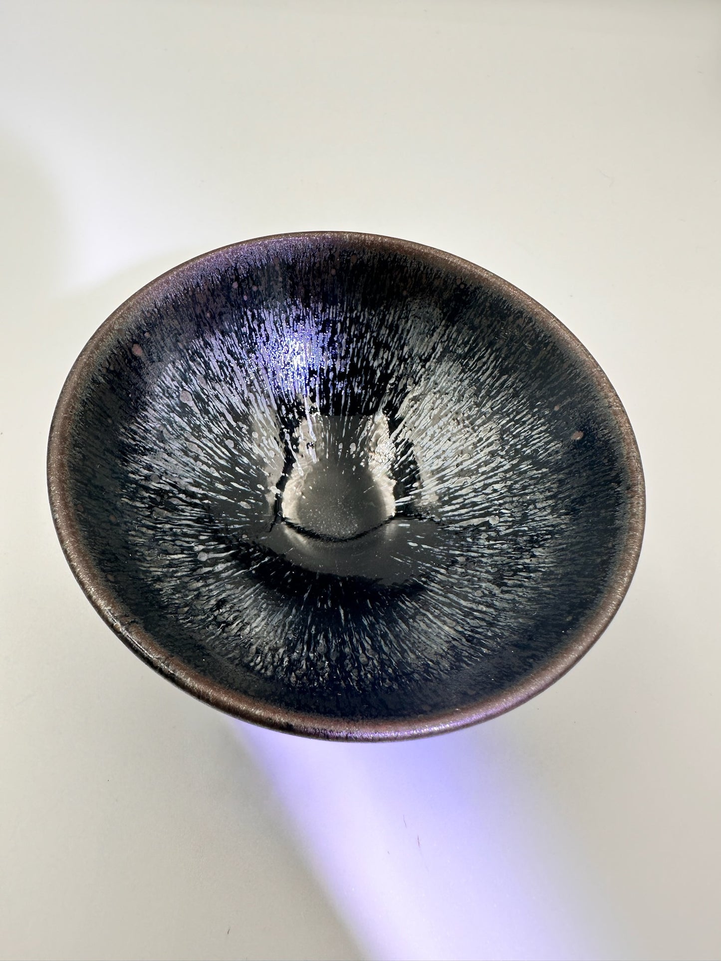 Black glaze silver hare’s fur pattern scorched iron red rim flat mouth cup