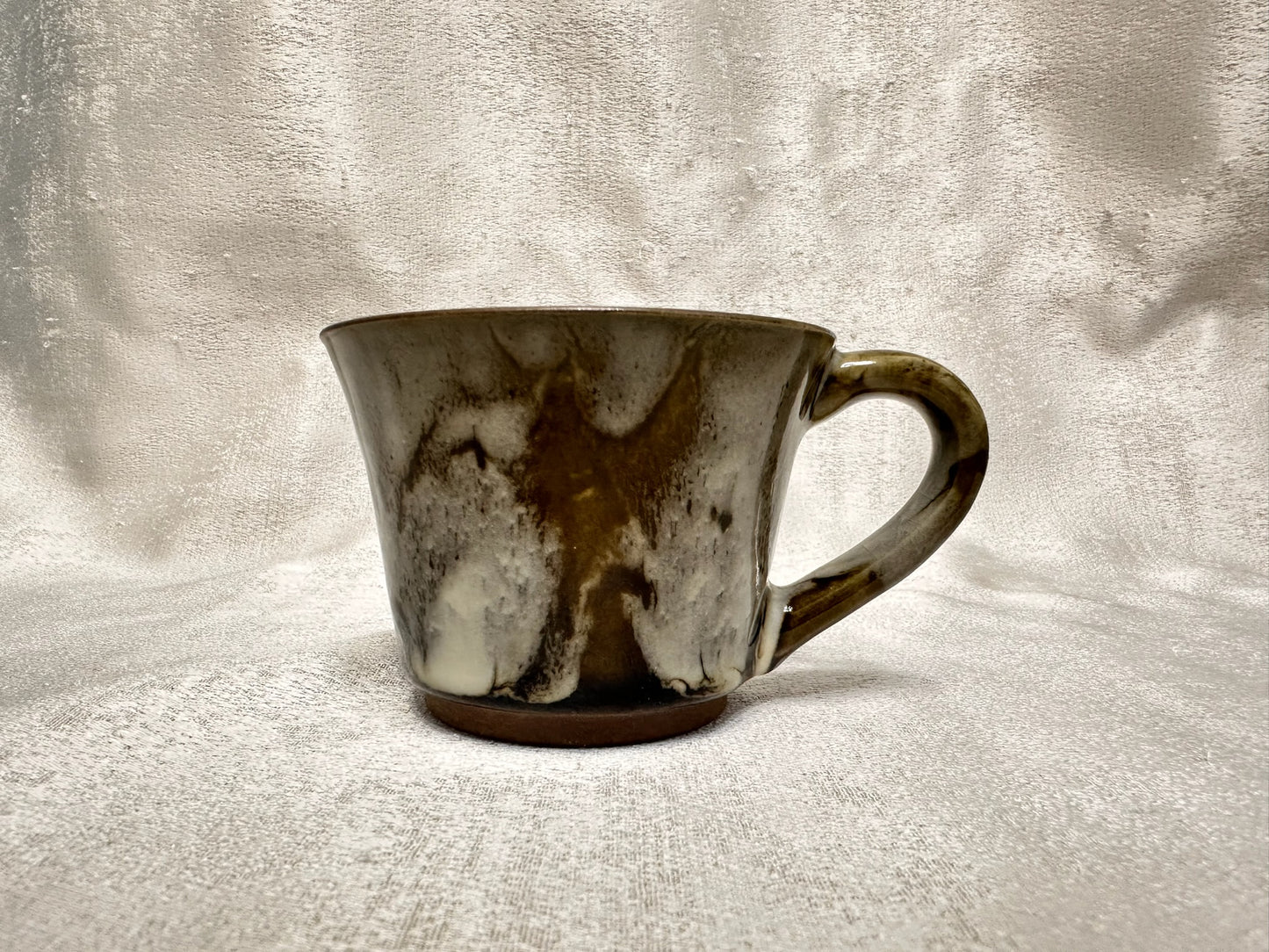 Brown glazed kiln transformed jade-like mountain river scenery coffee mug, XieAiHua