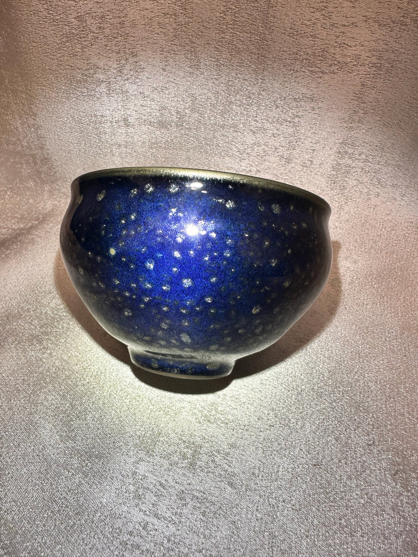 Blue glaze metallic silver droplets starry night pattern general’s body shape cup, GuPanHong