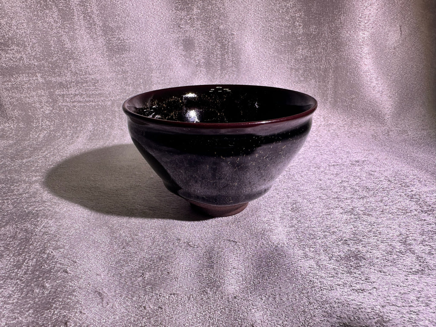 Cup2-Black golden glaze with brown hare’s fur and golden thread pattern, ox-blood rim tied-mouth shape cup