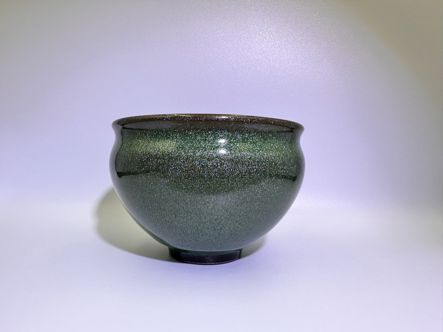 Green jade-like glaze metallic silver sands pattern general’s body shape tea cup