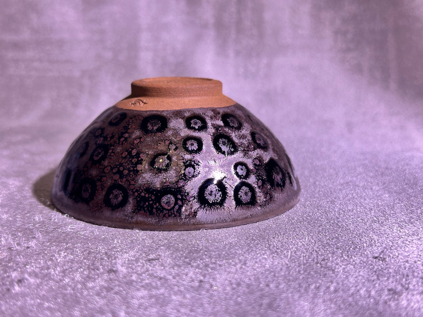 Cup10-Ox-blood red glaze with strong crystalized heaven eyes spots pattern flat mouth shape cut