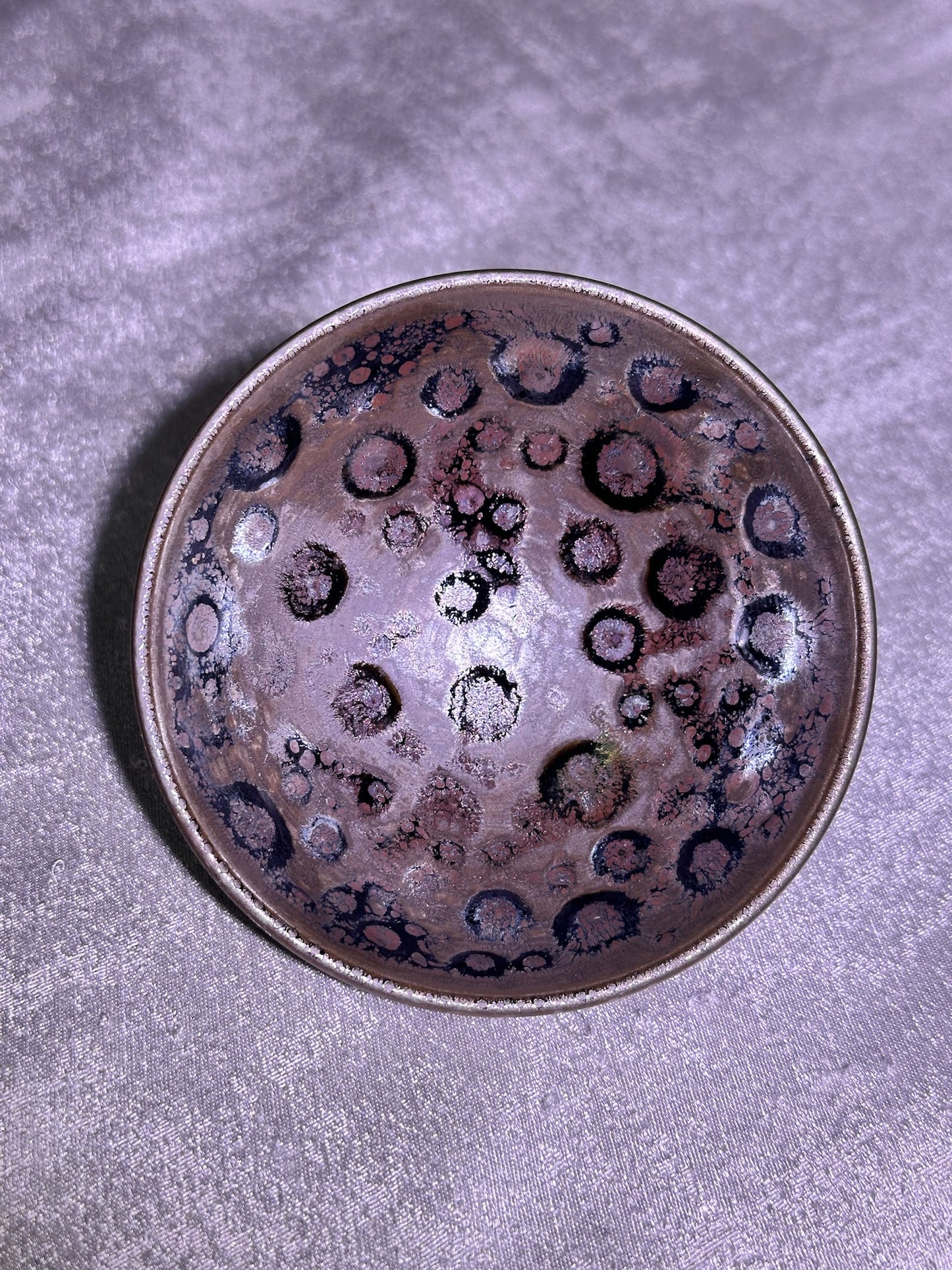 Cup10-Ox-blood red glaze with strong crystalized heaven eyes spots pattern flat mouth shape cut