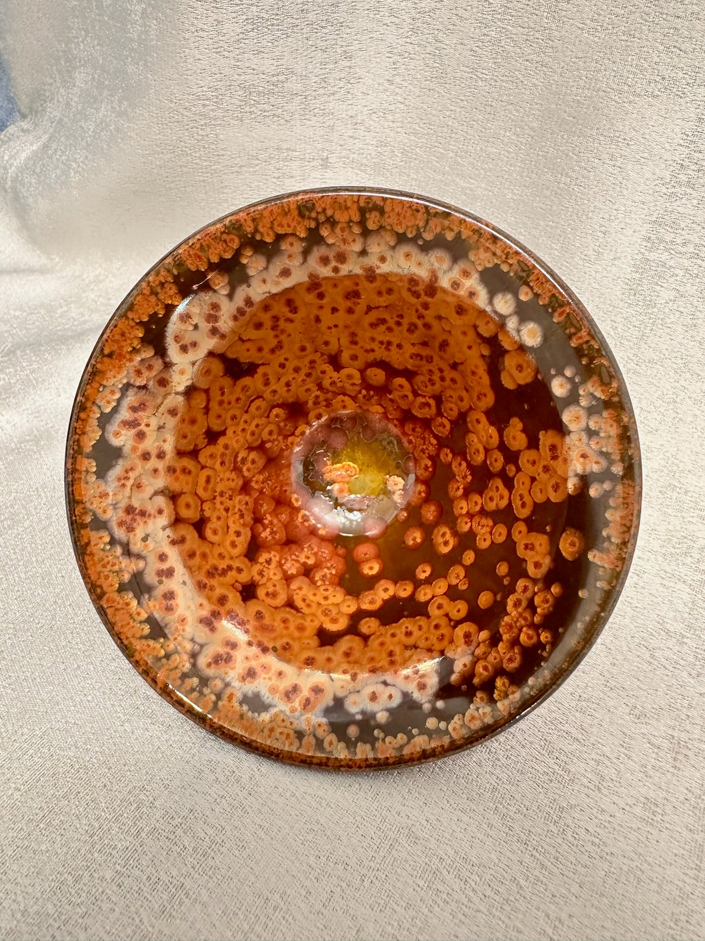 Dark brown glaze red Yohen oil droplet flower pattern straw hat (Douli) shape cup-ChenJiaHui 斗笠器型,鐵紅金圈曜變釉面茶杯