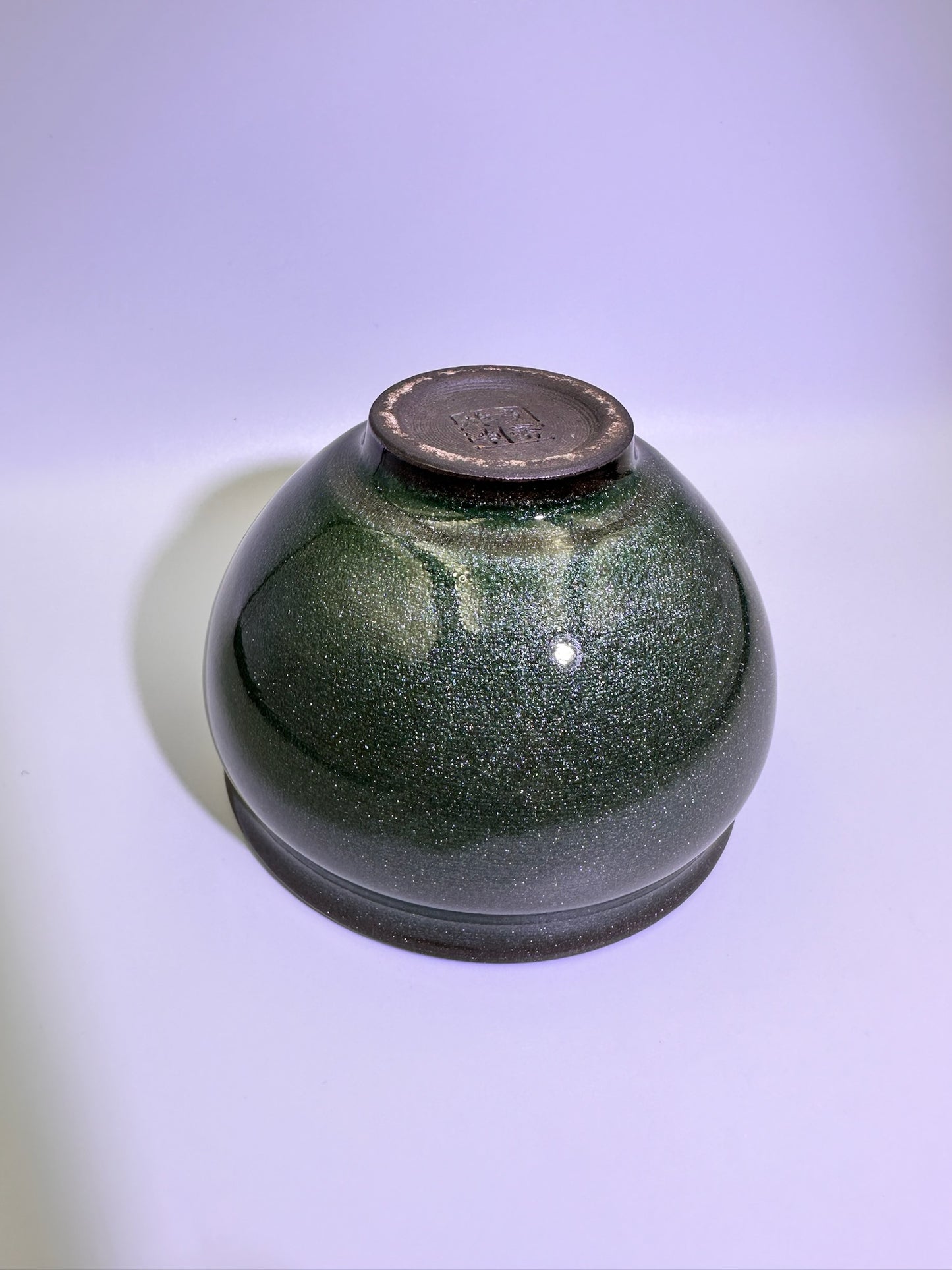 Green jade-like glaze metallic silver sands pattern general’s body shape tea cup
