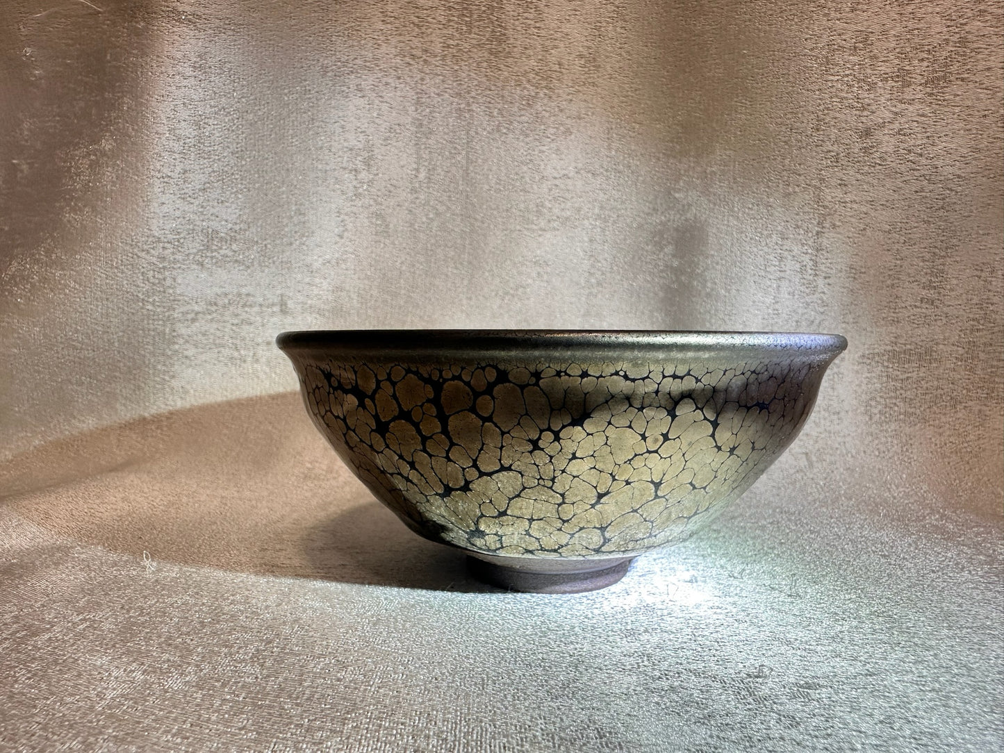 Black glaze strong crystallized golden oil droplet pattern official’s hat shape cup, YangJianHua
