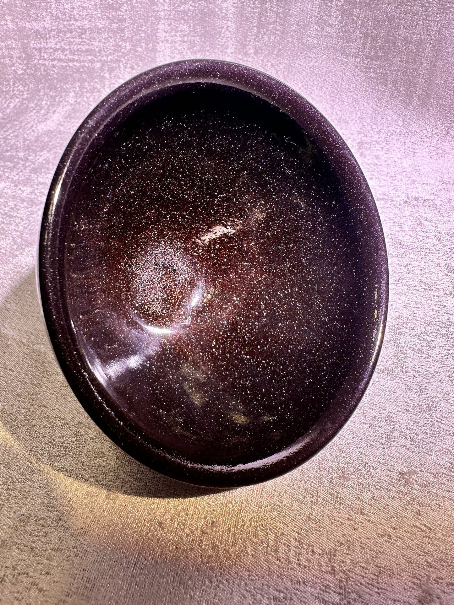 Brown glaze fully covered with beautiful golden sands tied mouth shape cup