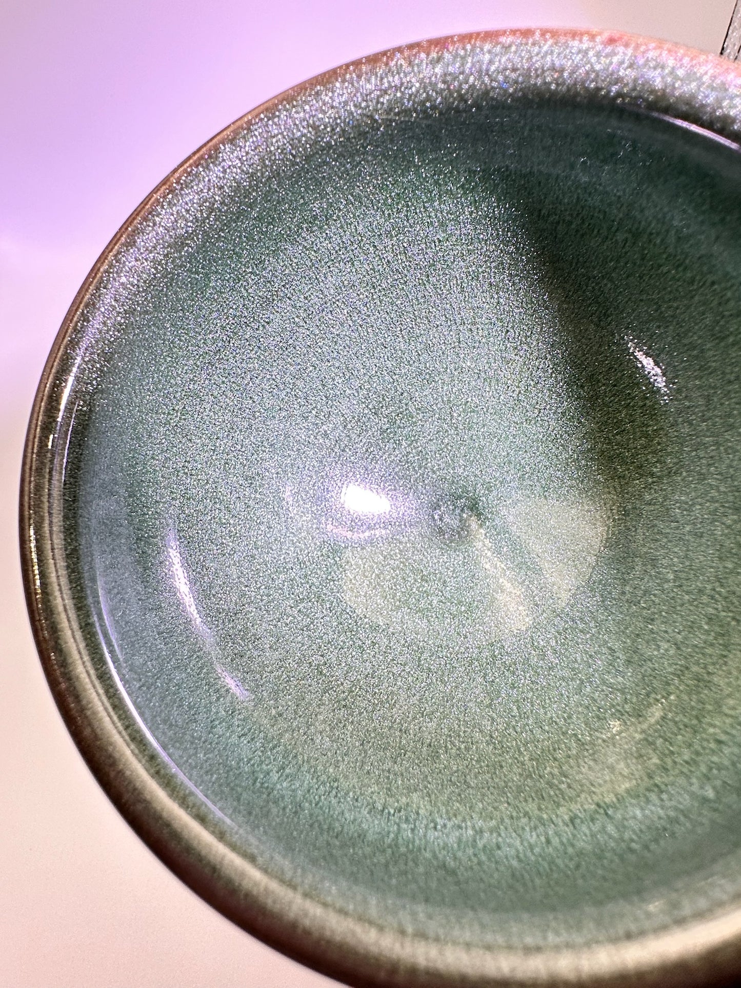 Green jade-like glaze metallic silver sands pattern general’s body shape tea cup