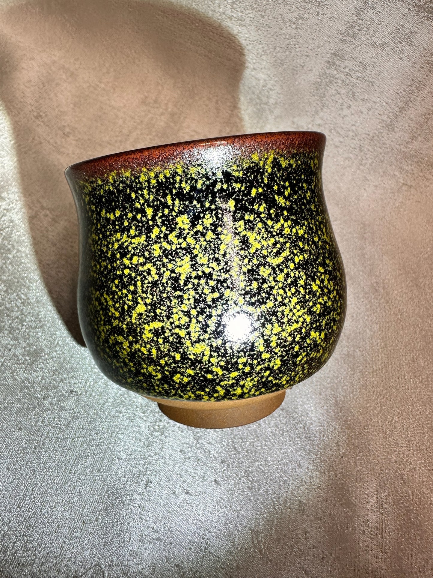 Black glaze oil droplet daisy pattern, ox-blood red rim, tulip shape cup, JinChangXing