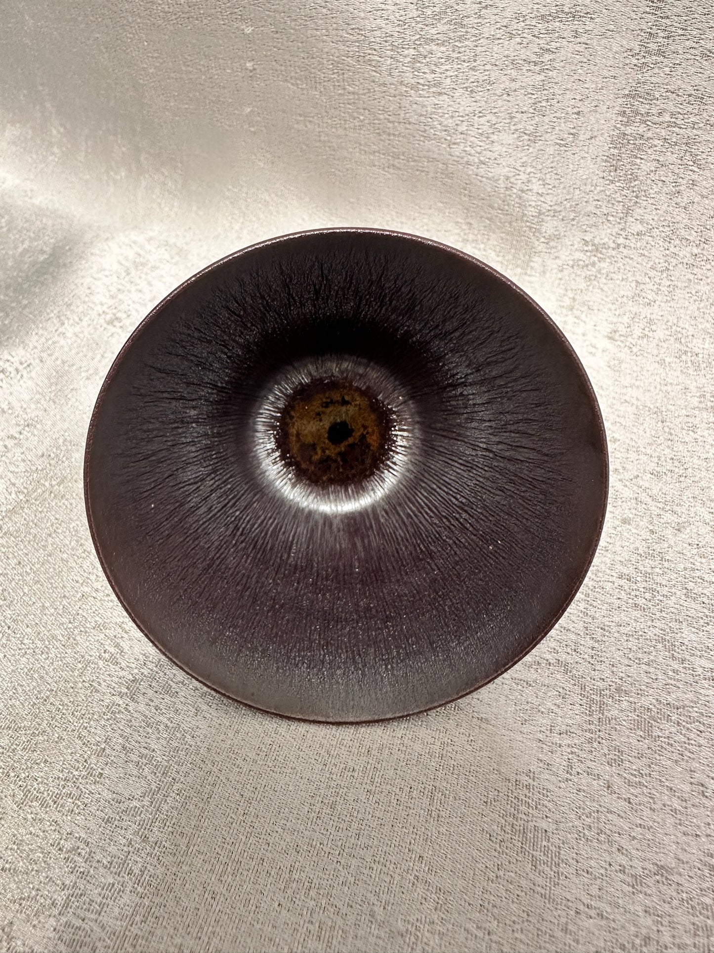 Thin iron-rich clay body, purple gold glaze armor 3D textured hare’s fur straw hat mouth shape cup