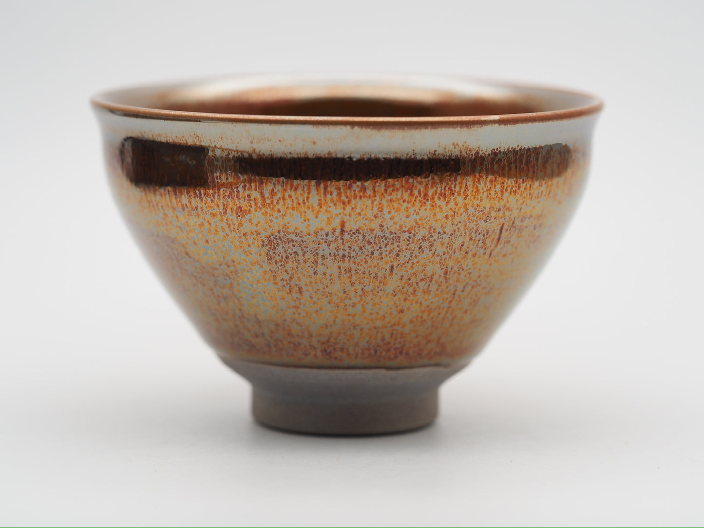Gold oil droplet glaze tied mouth shape cup, flower symbolism