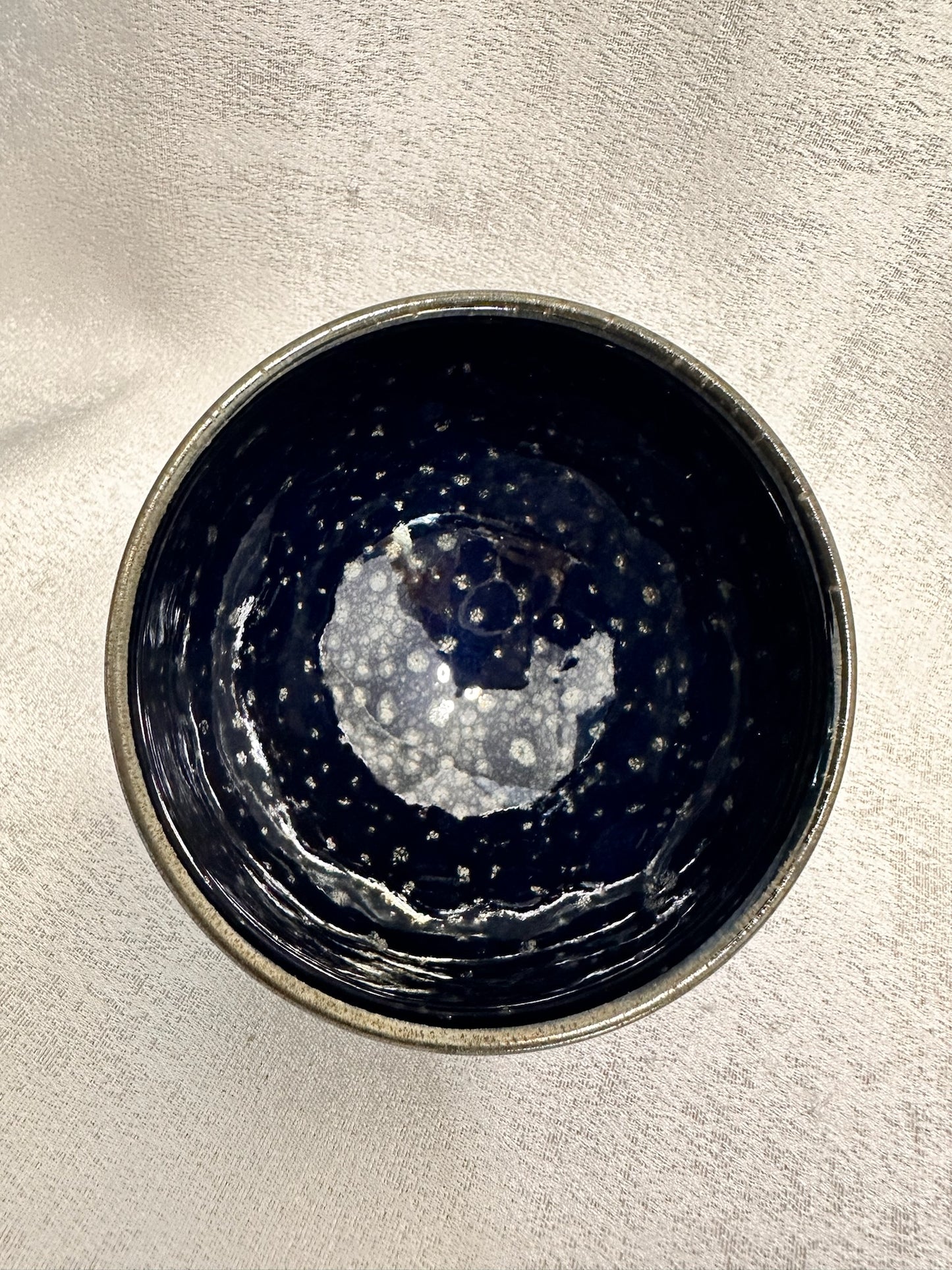 Blue glaze metallic silver droplets starry night pattern general’s body shape cup, GuPanHong