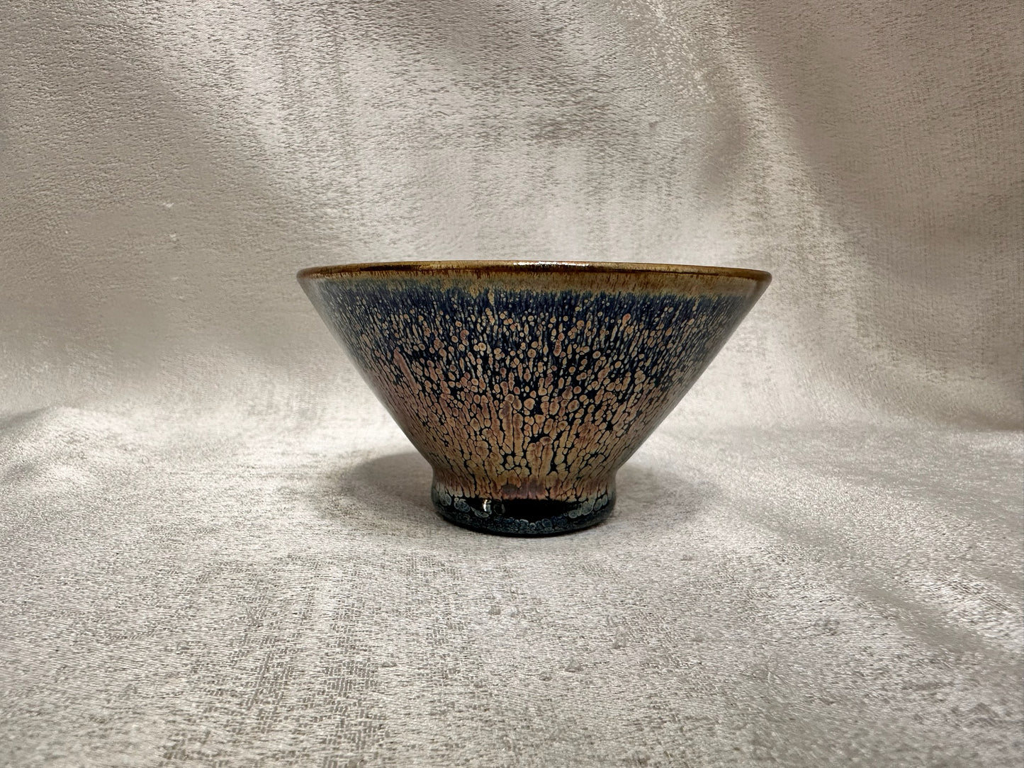 Fully glazed black gold glaze rose gold oil droplet pattern straw hat shape (douli) shape cup