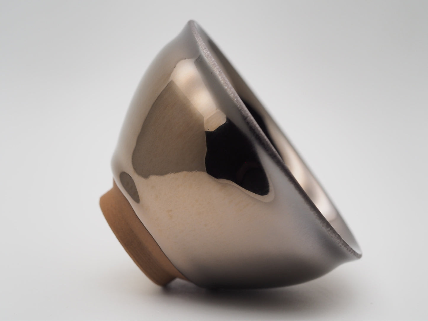 Dark Gold Mirror-like Glaze Tied Mouth Cup