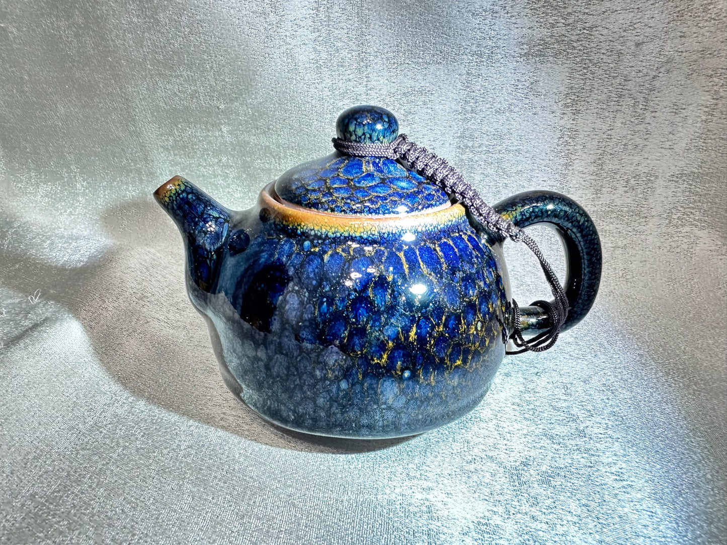 Black glaze mysterious blue partridge feather pattern tea pot, LianZhiHua