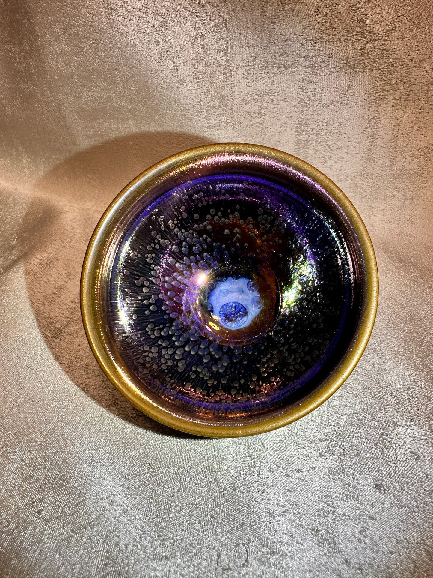 Black glaze iridescent color Yohen pattern general’s body shape cup, HuangJie