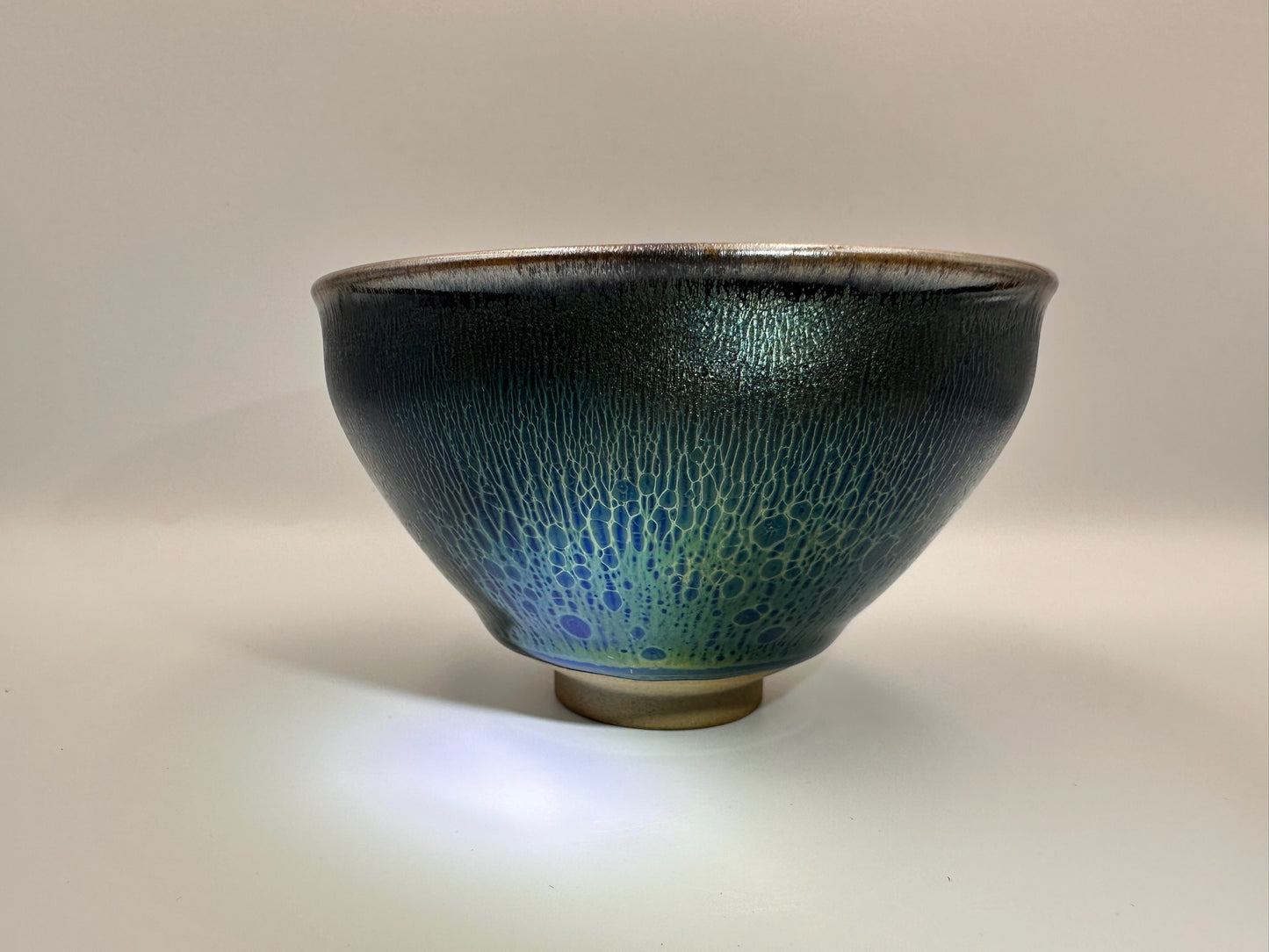 Black glaze green hare’s fur and oil droplet pattern tied mouth shape cup, LiuYouLiang