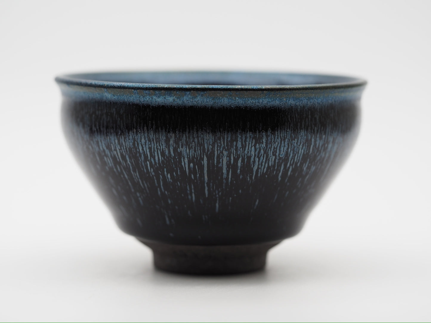 Black Gold Base Blue Hare's Fur Glaze Tie Mouth Shape Jianzhan Cup