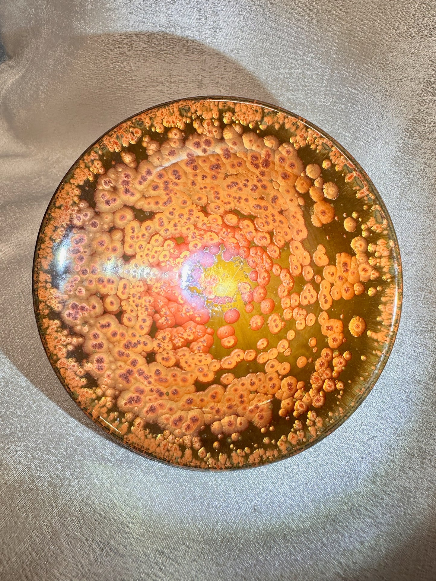Dark brown glaze red Yohen oil droplet flower pattern straw hat (Douli) shape cup-ChenJiaHui 斗笠器型,鐵紅金圈曜變釉面茶杯