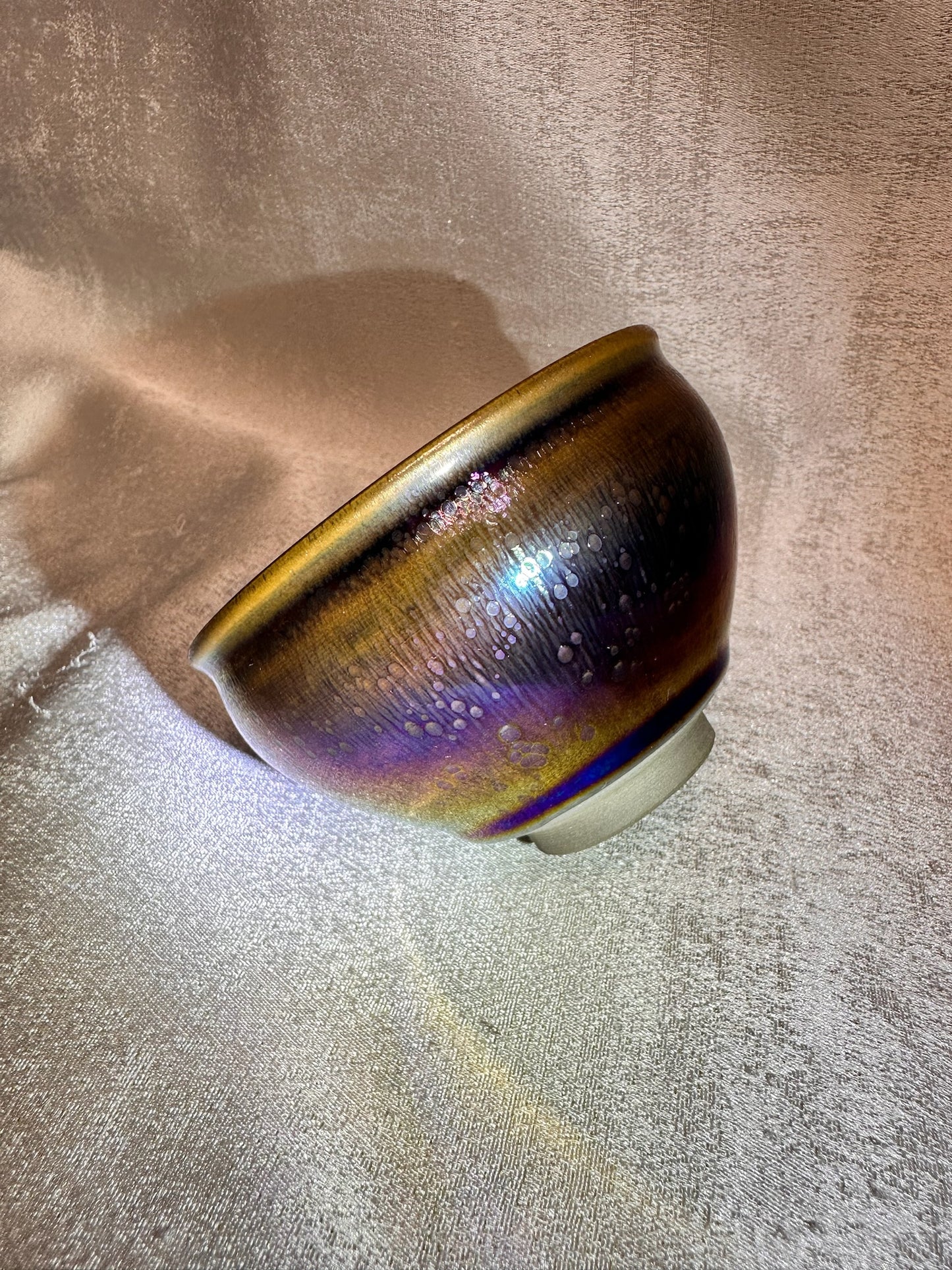 Black glaze iridescent color Yohen pattern general’s body shape cup, HuangJie