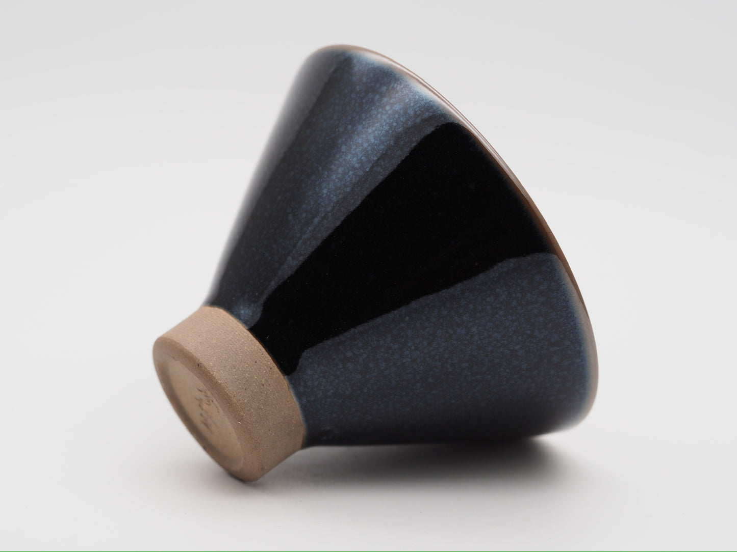 Connoisseur's Choice, Dark Blue Diamond Glaze Douli Shape Cup