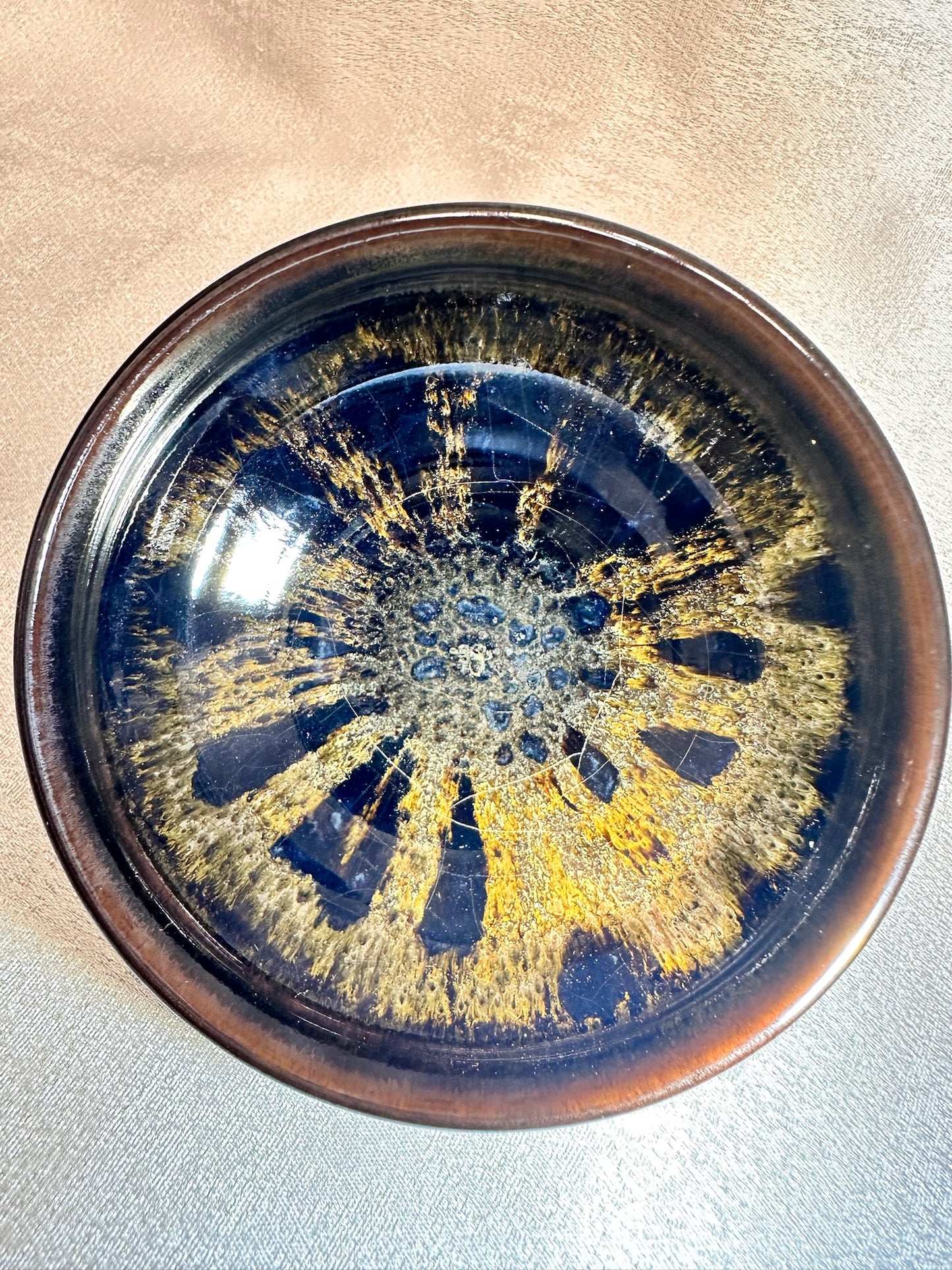 Black glaze watermelon rind pattern and peacock feather-like large blue oil-drop pattern open mouth shape cup