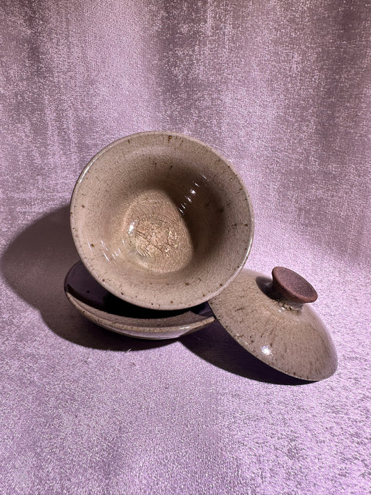 Elegant jade-like glaze 3-piece Gaiwan set, created with aged mud, YangFeiYan