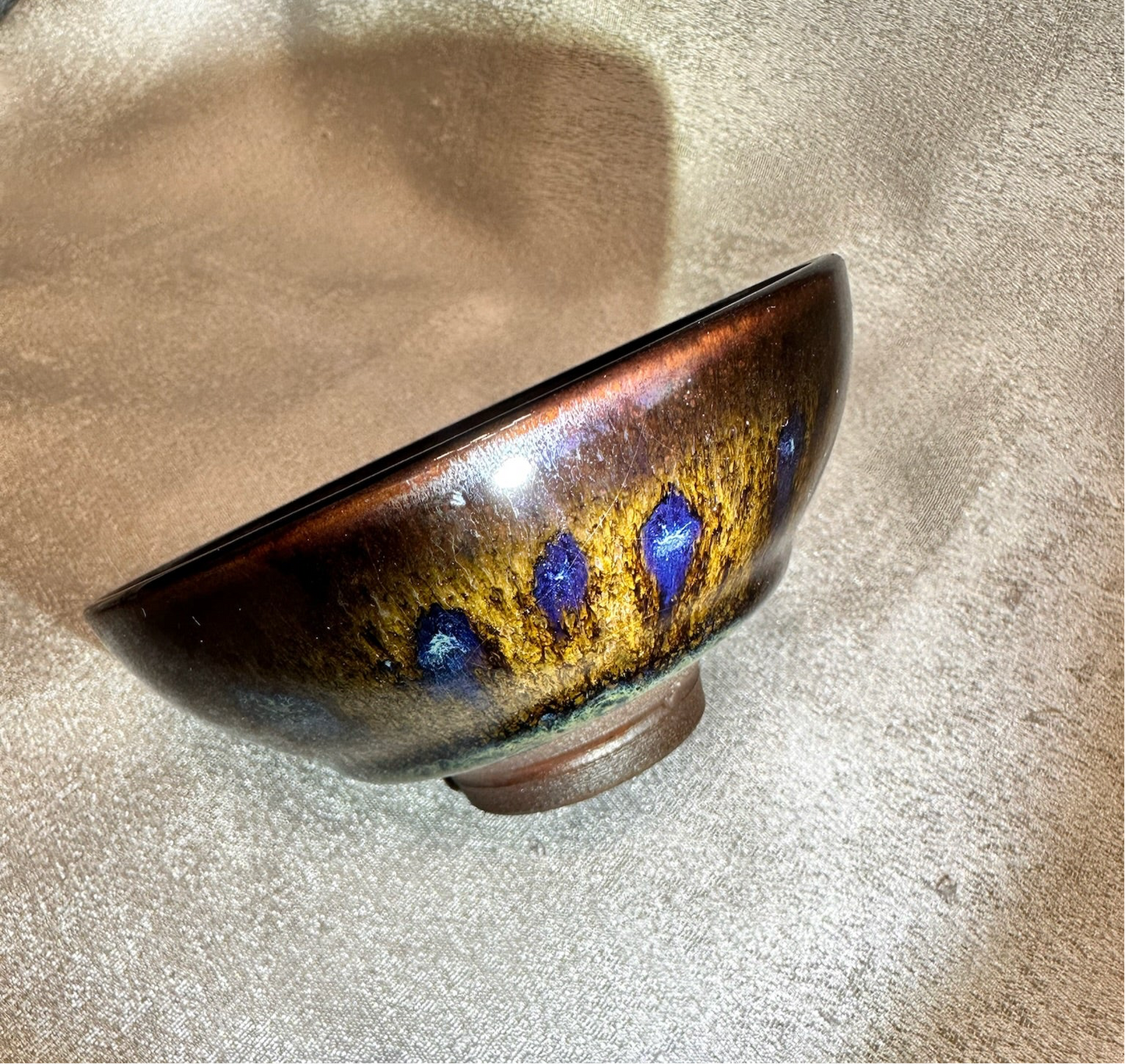 Black glaze watermelon rind pattern and peacock feather-like large blue oil-drop pattern open mouth shape cup