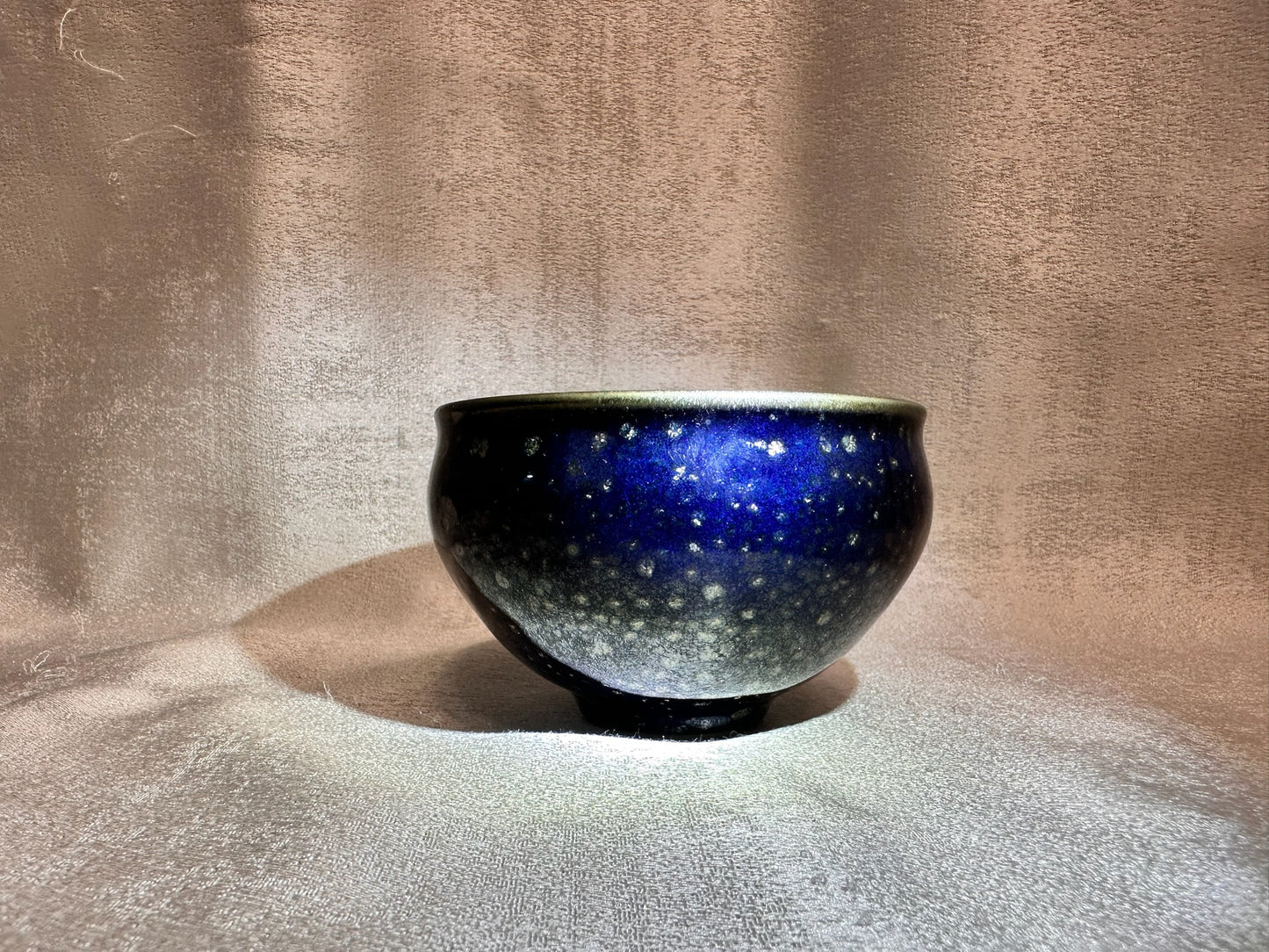 Blue glaze metallic silver droplets starry night pattern general’s body shape cup, GuPanHong