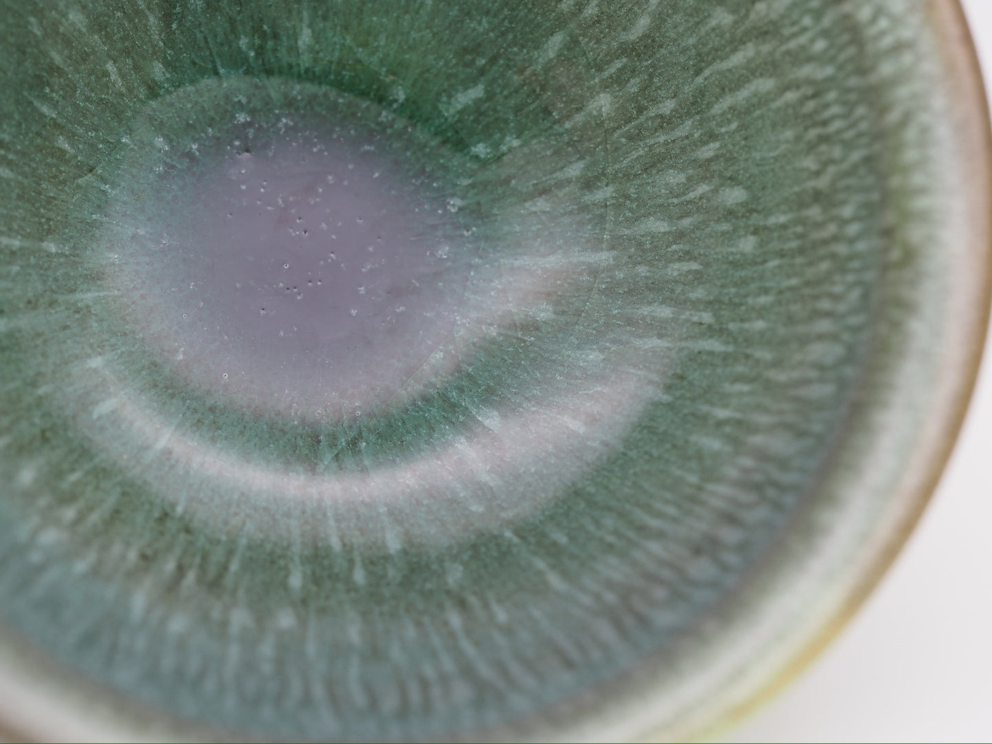 Green jade-like hare's fur glaze official's hat shape cup