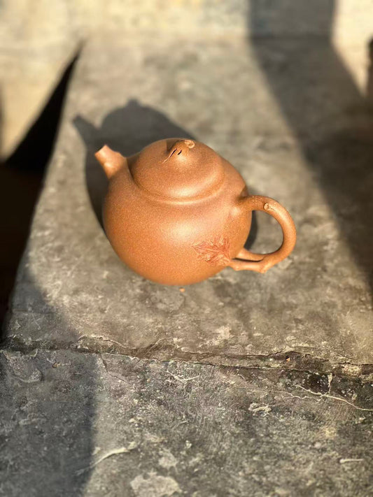 Autumn Essence Teapot(秋意壺) — Original Ore Duan Ni Yixing Teapot, Handcrafted by Master Zhu Hongying