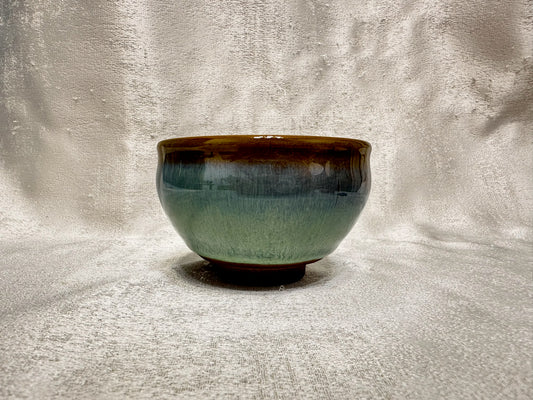 Green glaze kiln transformed jade-like green hare’s fur pattern tied mouth shape cup