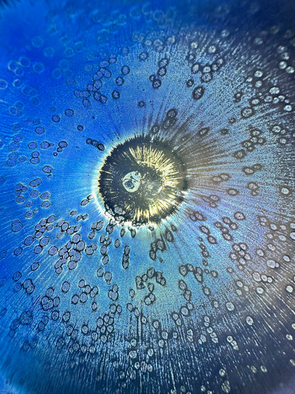 Blue glaze metallic blue hare’s fur and oil droplet Yohen pattern tied mouth shape cup