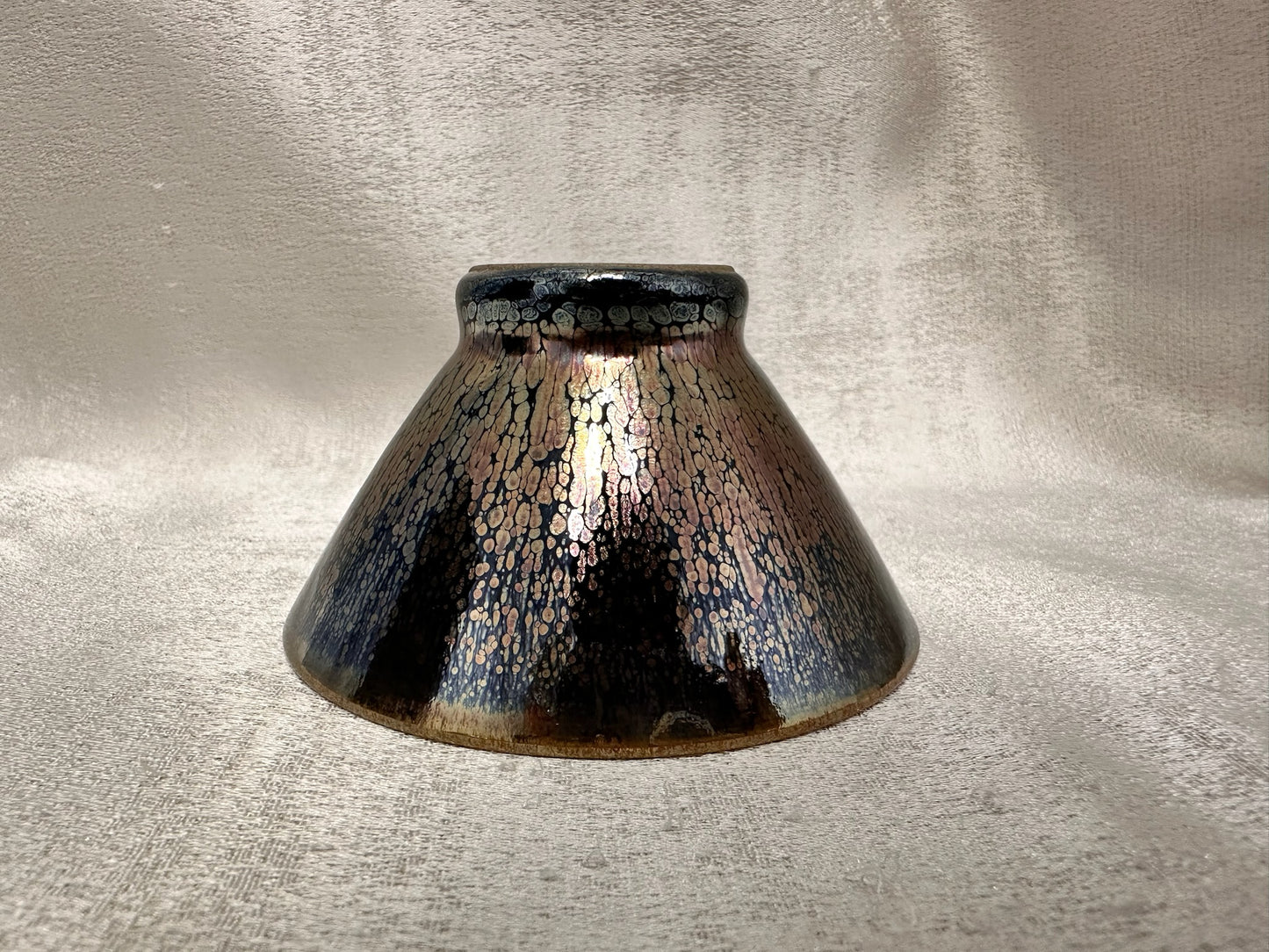 Fully glazed black gold glaze rose gold oil droplet pattern straw hat shape (douli) shape cup