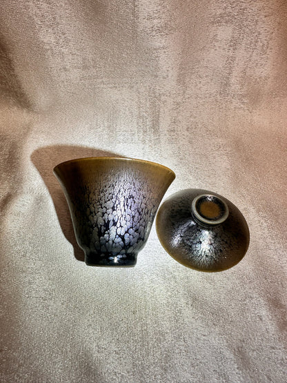 Double sided glaze, interior jade-like glaze exterior black glaze silver oil droplet 3-piece Gaiwan set