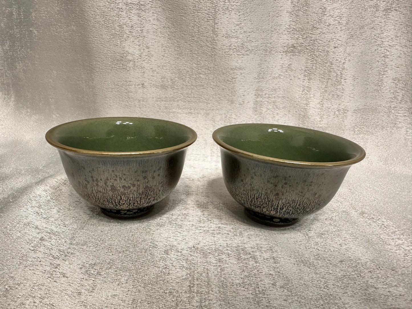 Double sided glaze, interior jade-like glaze exterior black glaze silver oil droplet tea cup set, YouBinFu