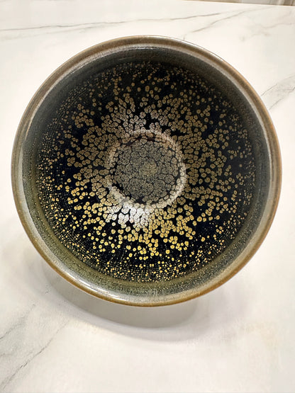 Black glazed green partridge tied-mouth shape tea cup