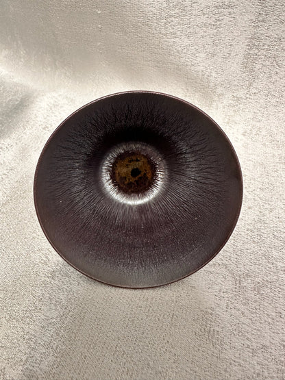 Thin iron-rich clay body, purple gold glaze armor 3D textured hare’s fur straw hat mouth shape cup