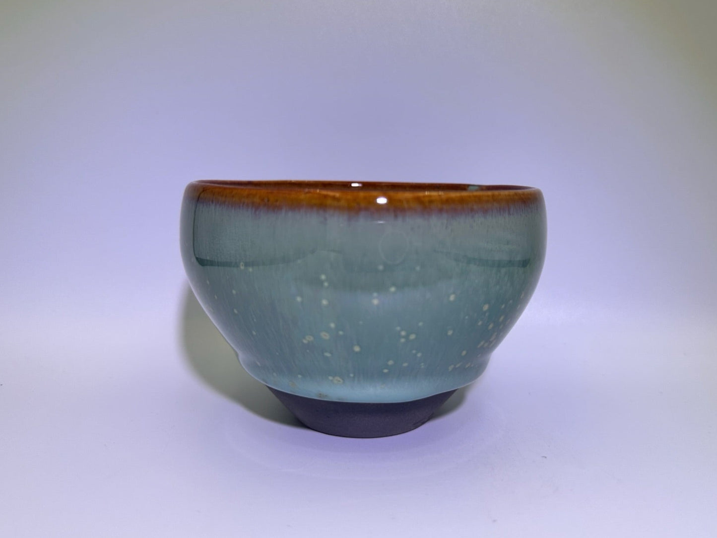 Lake green glaze light blue hare’s fur yellow daisy-like oil droplet pattern monk bowl shape cup