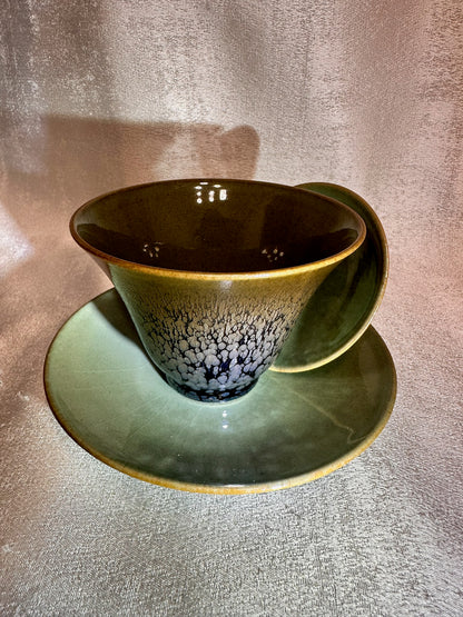 Double sided glaze, interior jade-like glaze exterior black glaze silver oil droplet 3-piece Gaiwan set