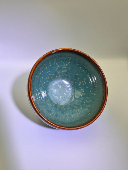 Lake green glaze light blue hare’s fur yellow daisy-like oil droplet pattern monk bowl shape cup