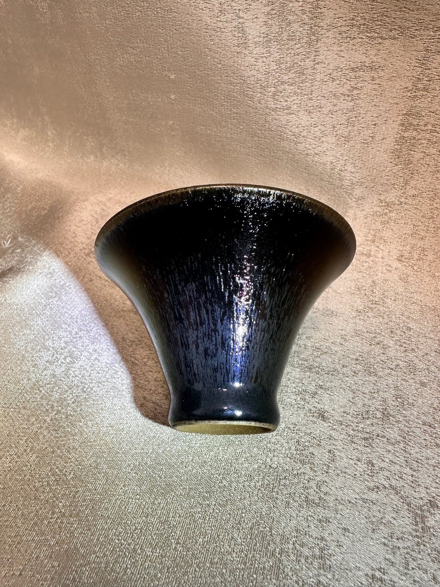 Super thin iron-rich clay body, obsidian glaze black hare’s fur flared mouth shape cup